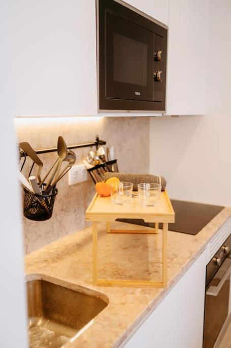 Lisbon Orange House - Beautiful Two-Bedroom Apartment 1D Экстерьер фото